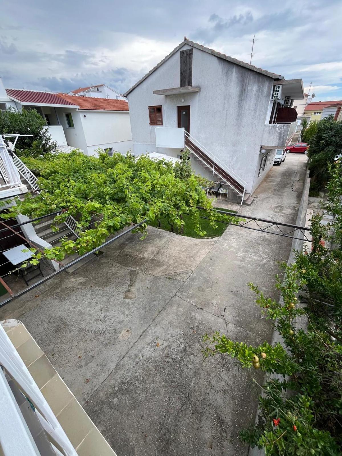 Apartmani Ana Juricev Vodice Exterior photo